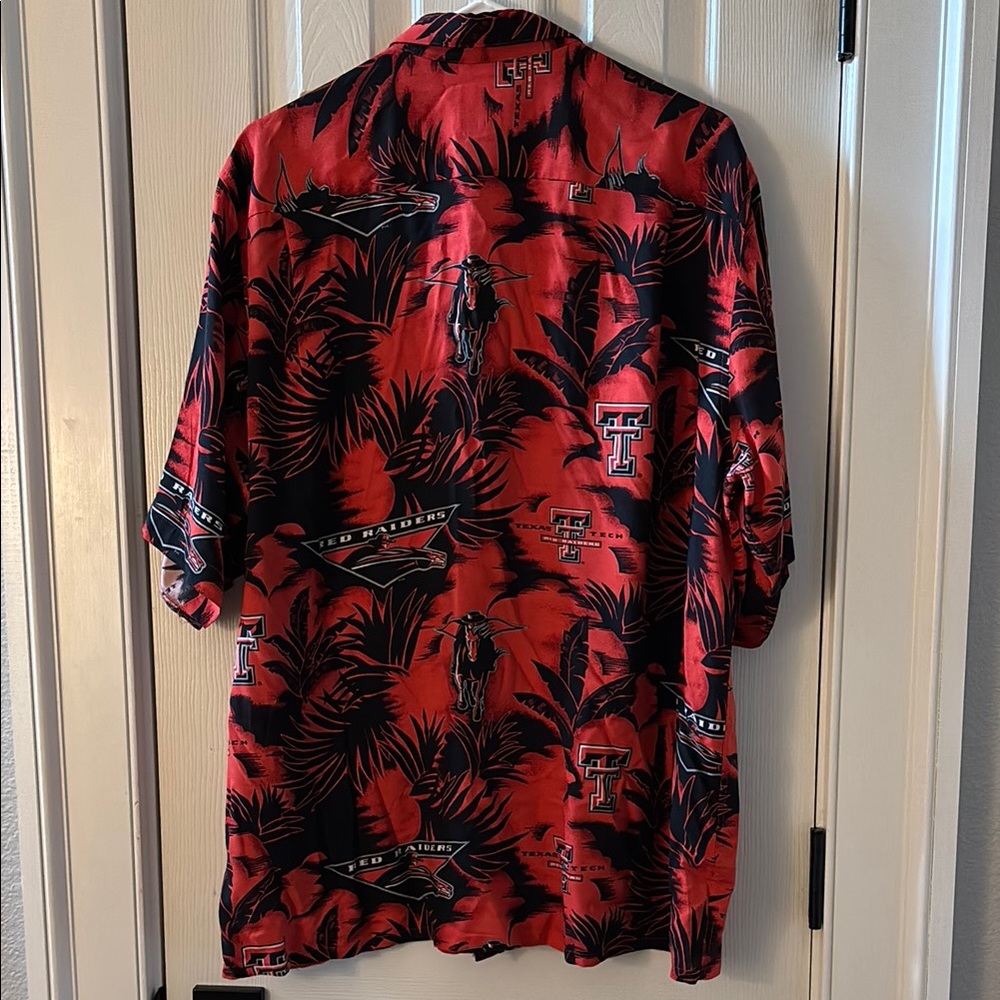 Texas Tech Red Raiders Hawaiian Shirt with Black Leaf Pattern - Picture 5 of 5